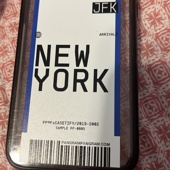 iPhone 11 pro max Casetify case New York ticket - Picture 4 of 4